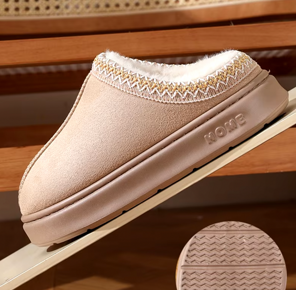 Pantofole unisex in pelle di pecora con fodera in lana per il comfort interno