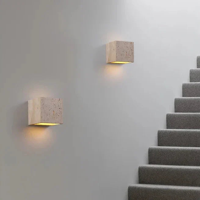 LumaStone Verlichting Travertijn LED Wandlamp Geperforeerd Ontwerp