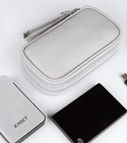 Reiseetui for elektroniske tilbehør og USB-C-kabler