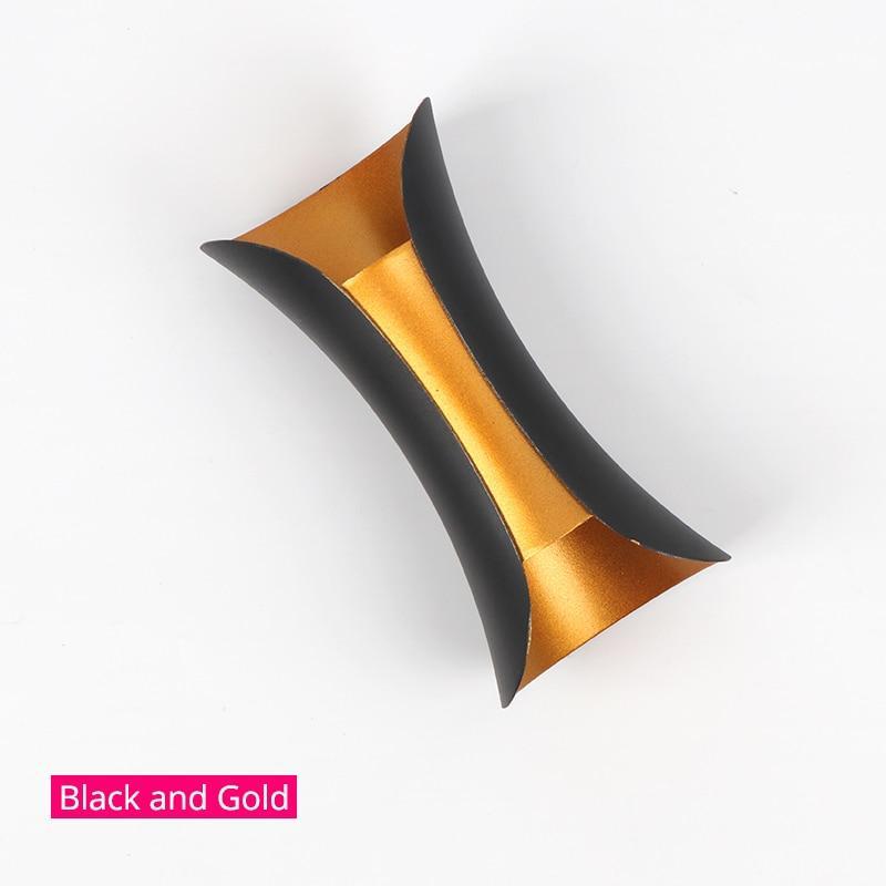 גוף תאורה קיר חיצוני Arcora Curve עם LED IP65 מחובר לחשמל