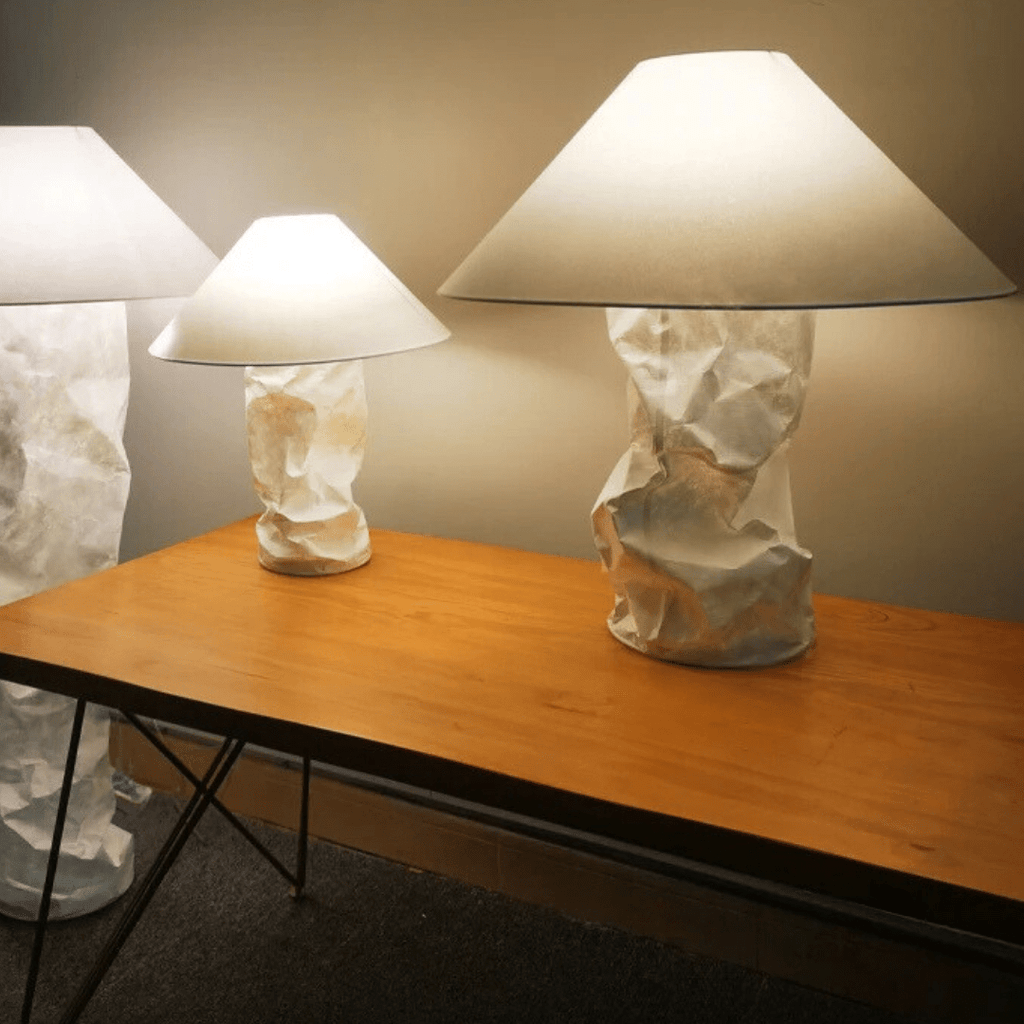 Stolní lampa Kairo s moderním designem pro obývací pokoje a domácí interiéry