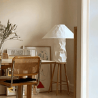 Stolní lampa Kairo s moderním designem pro obývací pokoje a domácí interiéry