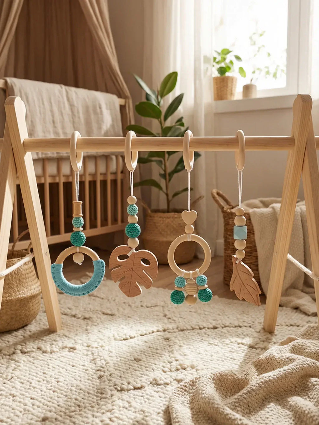 Leaf-Themed Wooden Baby Gym Hanging Toys