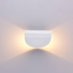 SolaraGlow Diffusierte Warme Wandleuchte für Wohnzimmer und Arbeitsbereiche