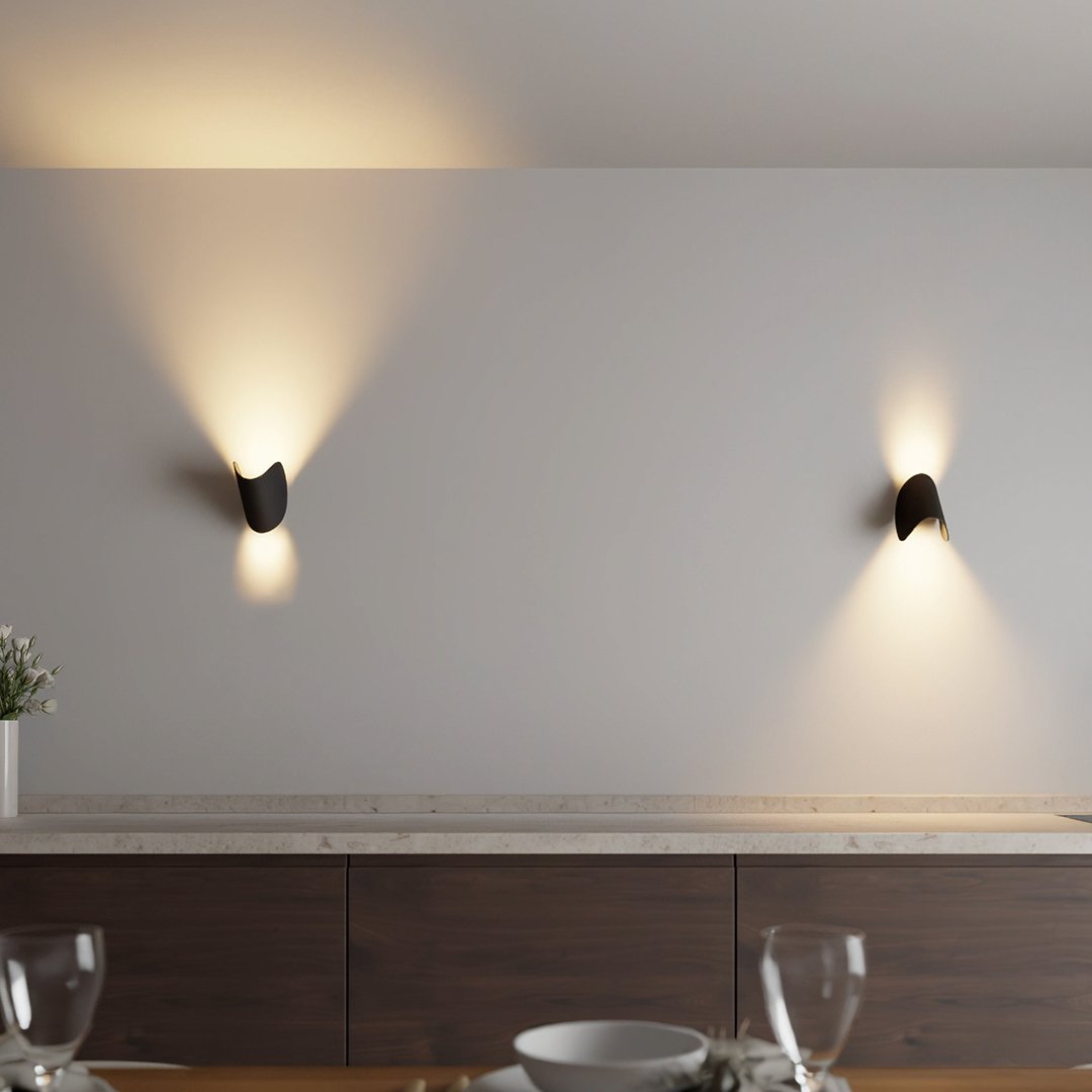 SolaraGlow Diffusierte Warme Wandleuchte für Wohnzimmer und Arbeitsbereiche