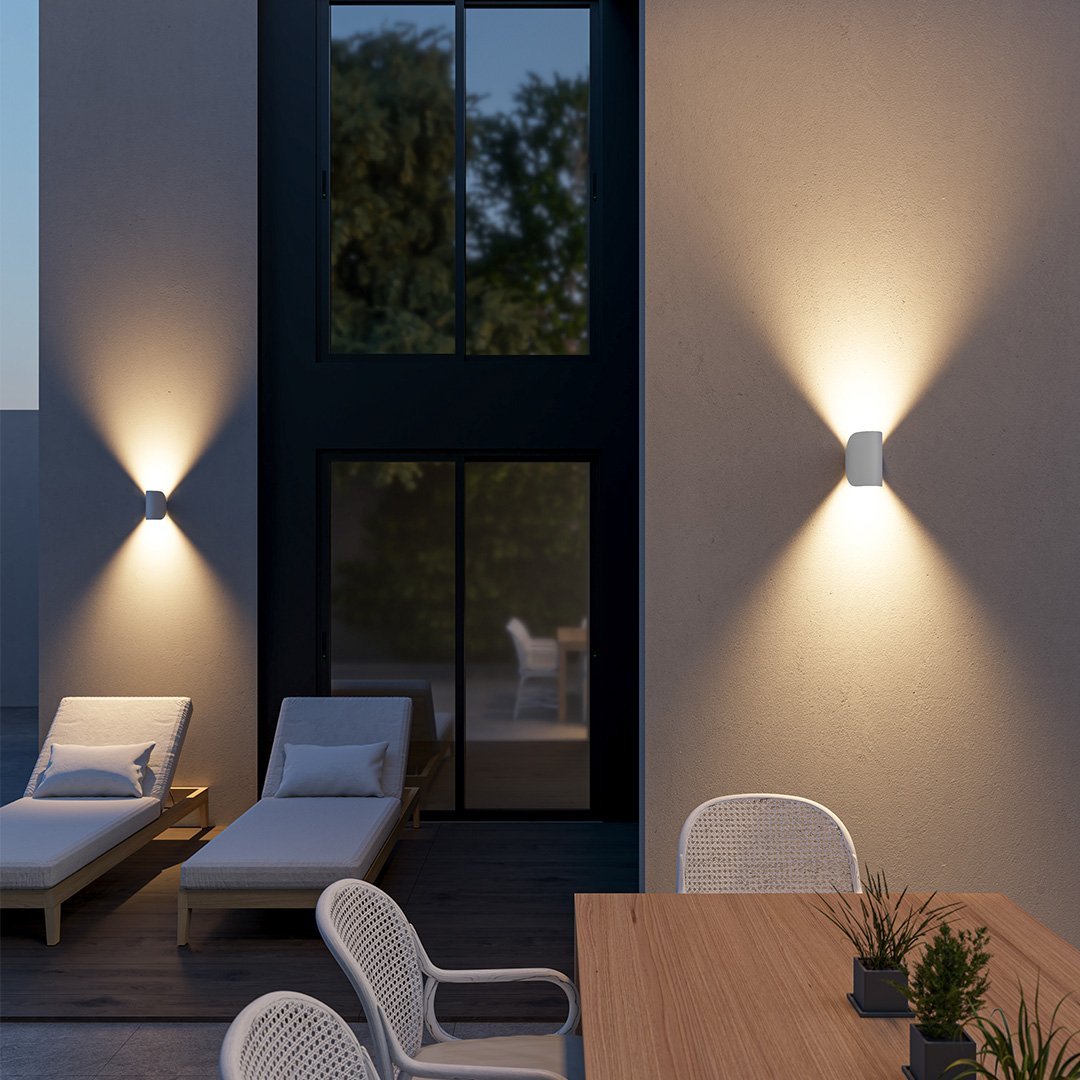 SolaraGlow Diffusierte Warme Wandleuchte für Wohnzimmer und Arbeitsbereiche