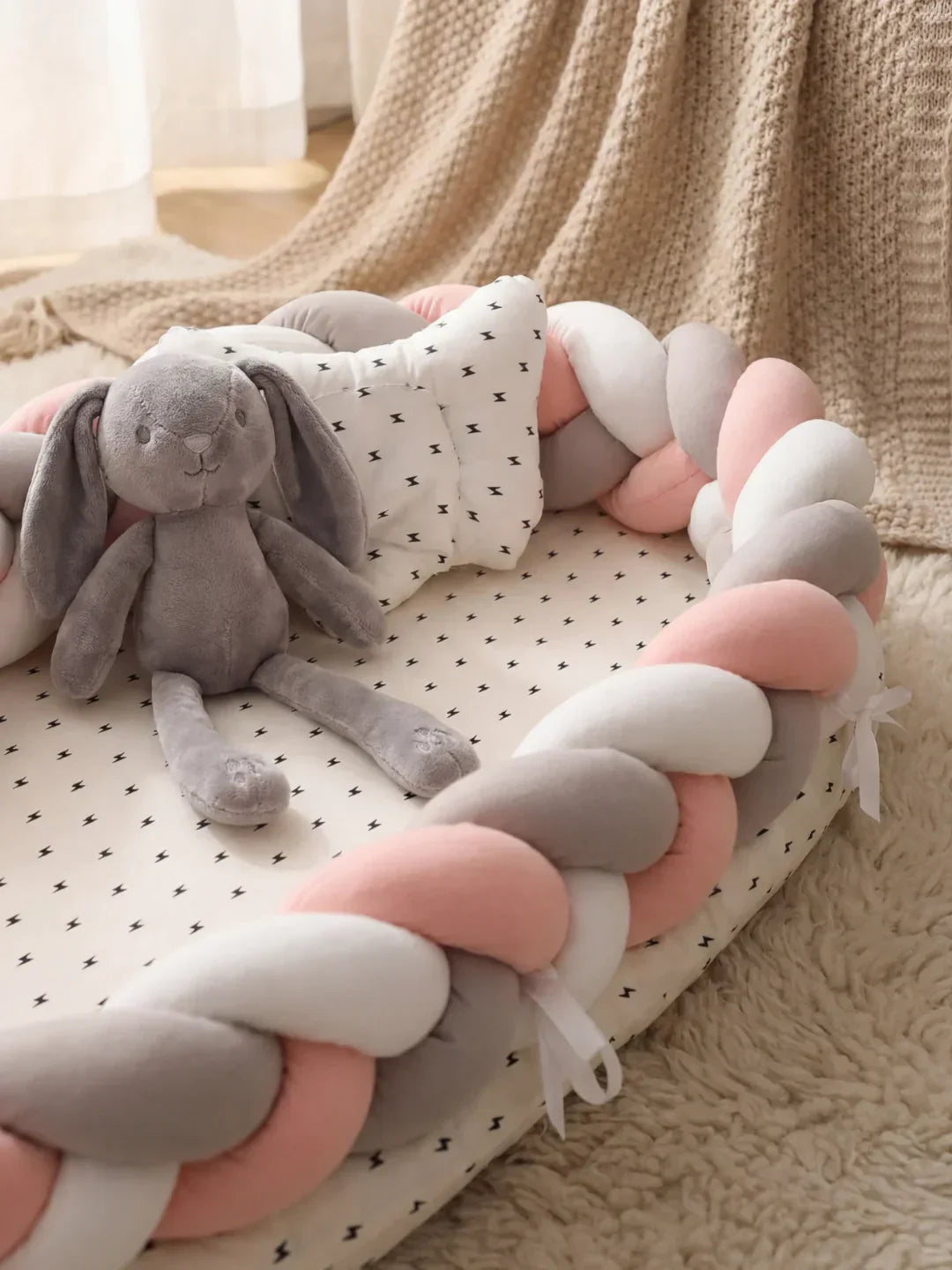 Breathable Bionic Baby Nest with Braided Bumper