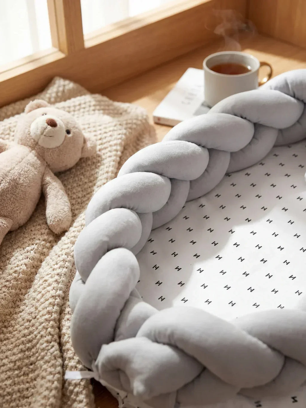 Breathable Bionic Baby Nest with Braided Bumper