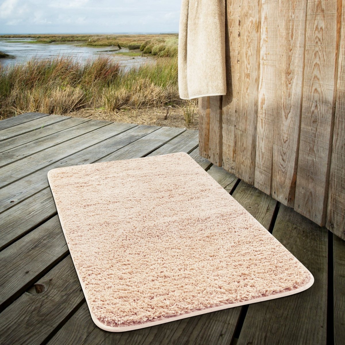Luxura UltraSoft Bath Mat | Super-absorbent microfiber bathroom rug with anti-slip backing