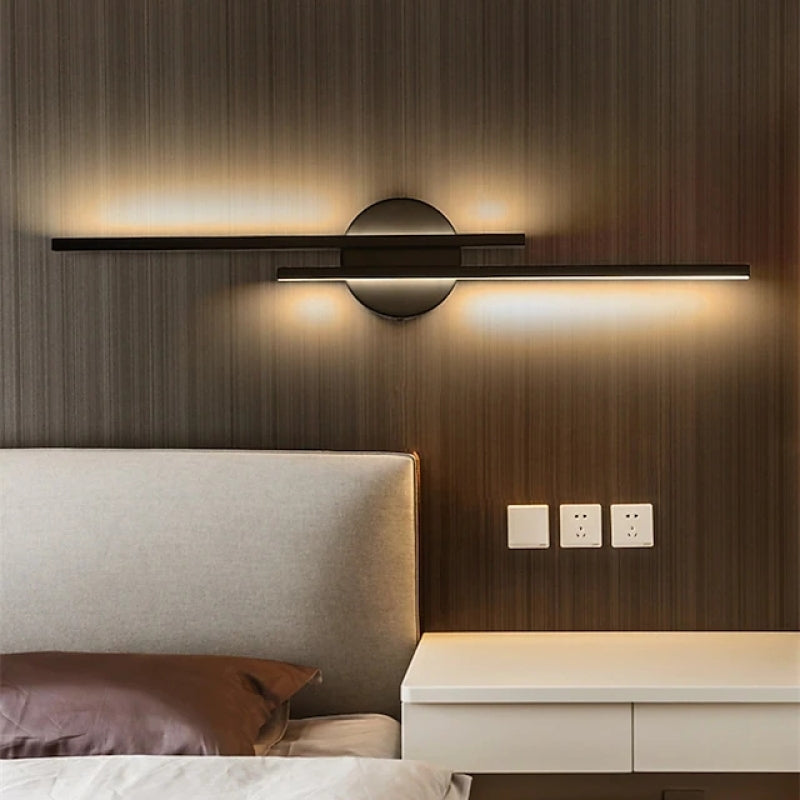 فيوردرا إضاءة حائط نوردية LED بتصميم قرص وخطوط باللونين الأسود والأبيض