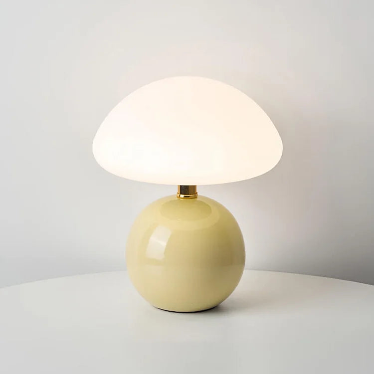 Lampă Calvryn cu ciupercă cremă în stil vintage Bauhaus pentru living