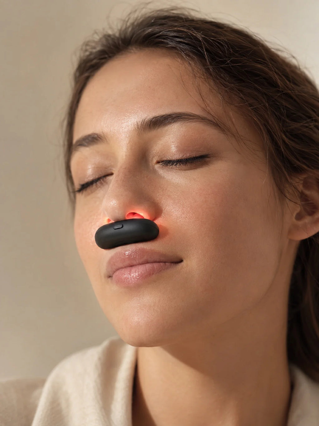 Dispositif nasal NasoGlow 650 à lumière rouge – Thérapie nasale par lumière mains libres de 10 minutes