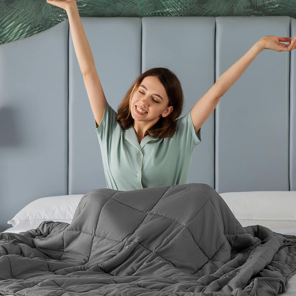 CalmNest Sleep Enhancing Weighted Blanket For Deep Relaxation