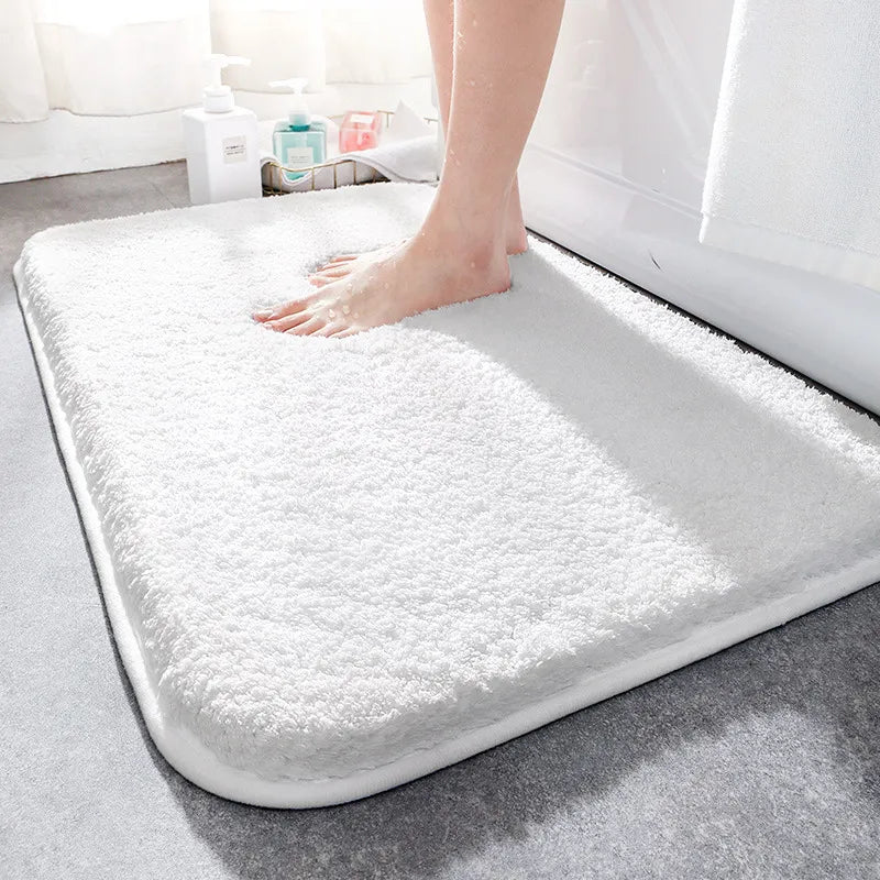 Tapis de bain Aurelle Cloud Comfort offrant une douceur de qualité spa à domicile
