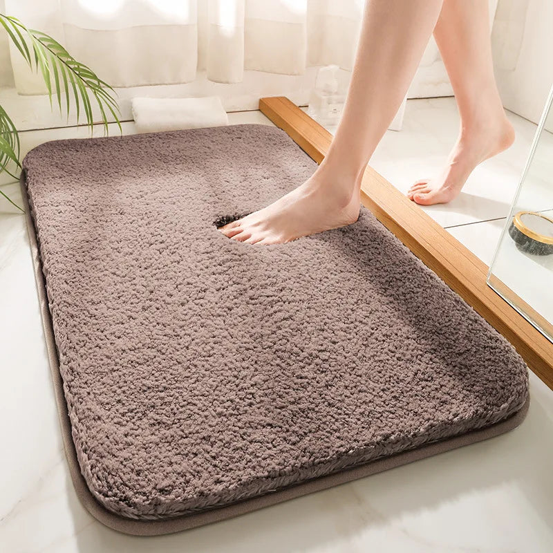 Tapis de bain Aurelle Cloud Comfort offrant une douceur de qualité spa à domicile