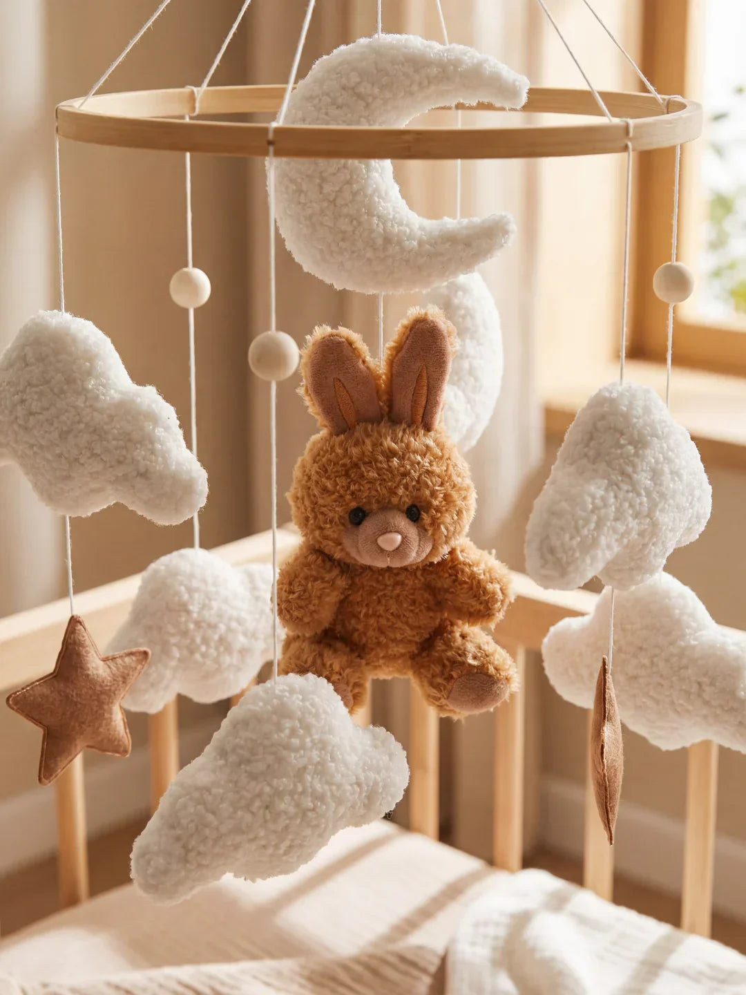 Minimalist Wooden Baby Crib Mobile with Arm