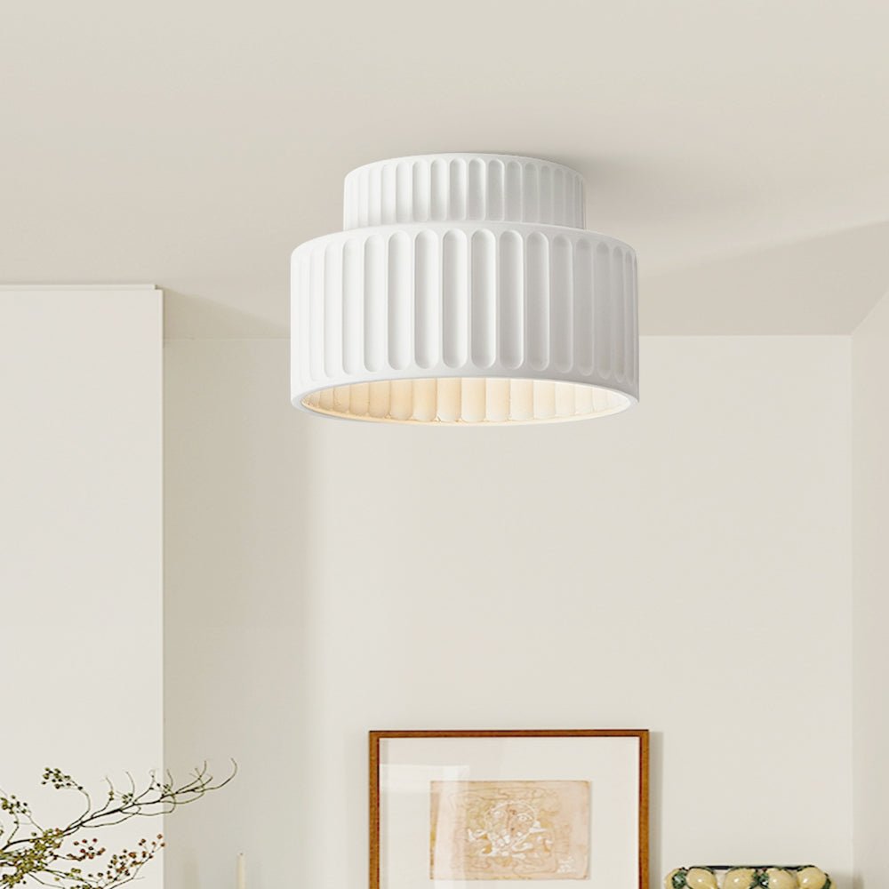 Luminara 奶油色布艺圆形吸顶灯，单灯泡，半嵌入式安装