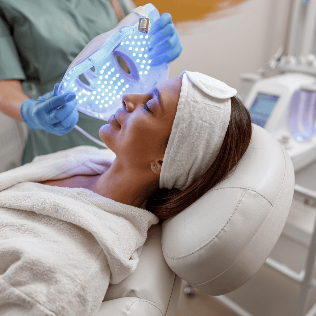Aging Skin Photon Therapy Mask Brightens, Tightens, And Firms