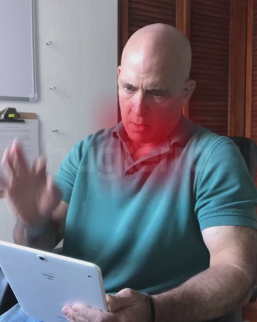 Multifunktionaler Nackenmassagegerät mit Dehnung und Wärme